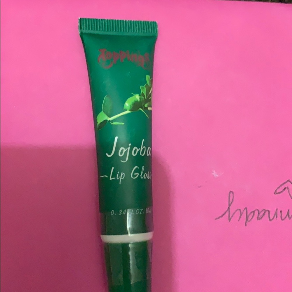 Lipgloss - Picture 3 of 6